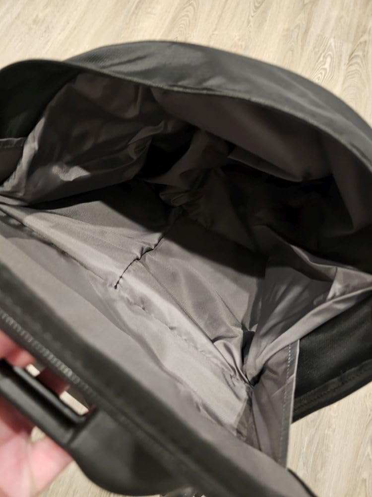 Amazon Essentials Wheeled Rolling Duffel Bag, 30-Inch (76.2 cm) Checked-Size, Expandable, Shoe Compartment, Telescoping Handle, Black customer photo 1