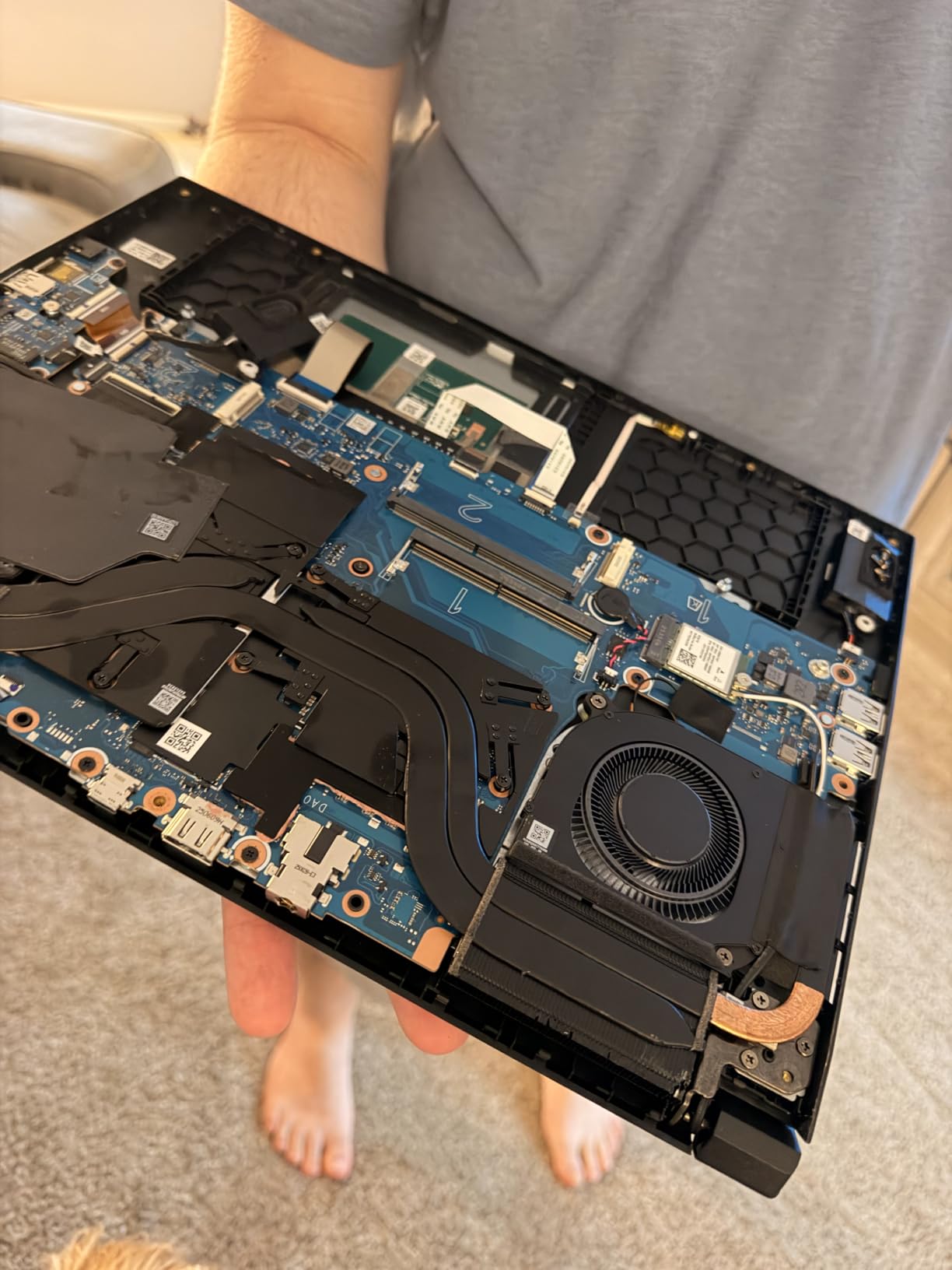 Acer Nitro V 16S AI customer photo 1