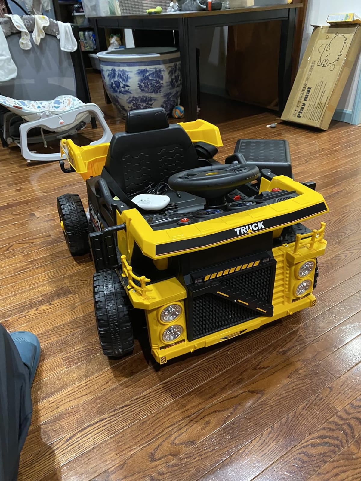 OLAKIDS Ride on Dump Truck, 12V Kids Electric Car Ride on Construction Vehicles with Remote Control, Electric Dump Bed, Shovel, Soft Start, Music, Bluetooth, Ride on Toys for Girls Boys customer photo 2