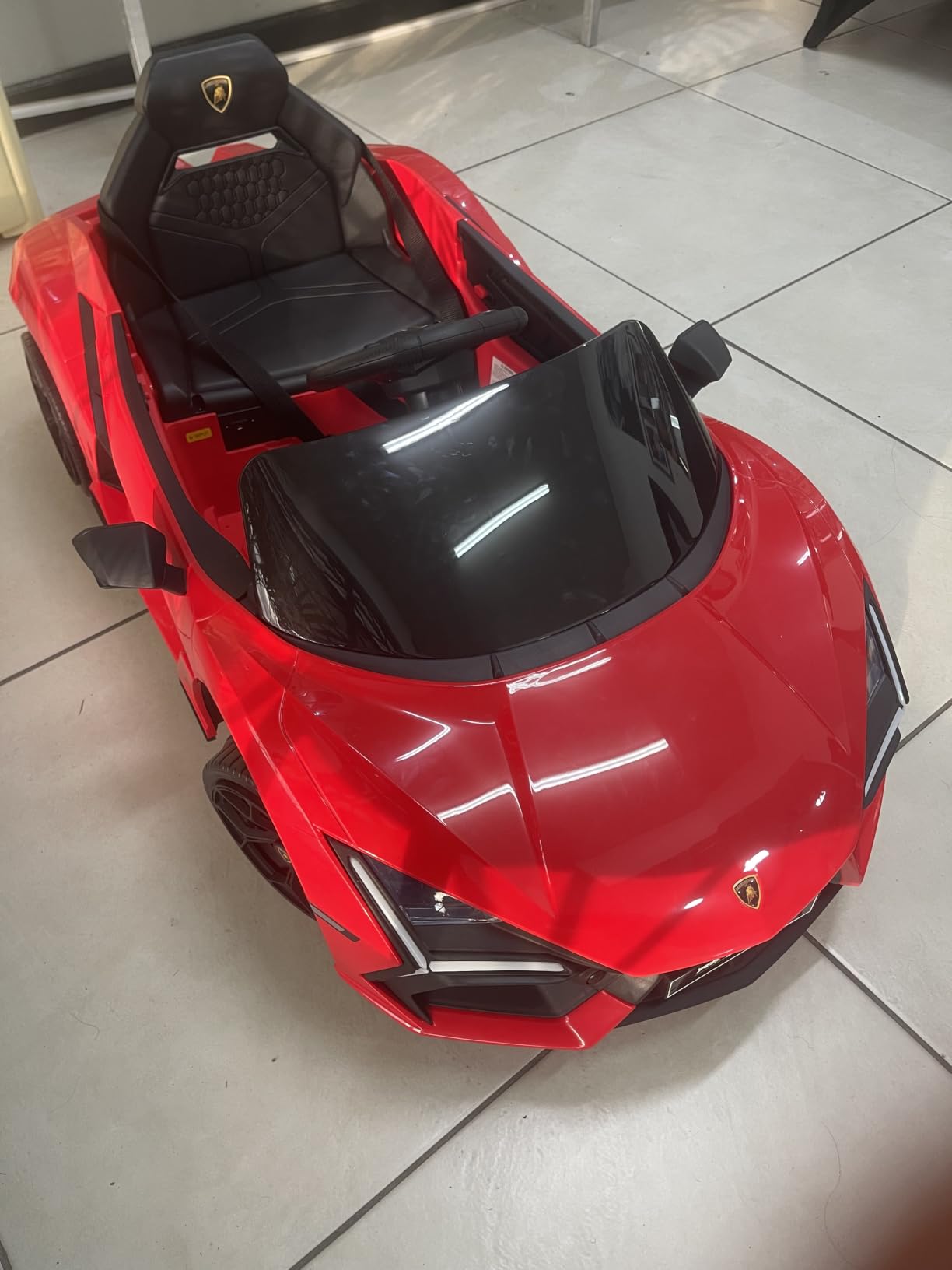 ELEMARA Kids Lamborghini Electric Cars with Scissor Doors, Remote Control Battery Kids Car, 12V Ride On Car for Toddlers with LED Light,Bluetooth,MP3 Player and Wide Seat, Deep Red customer photo 2
