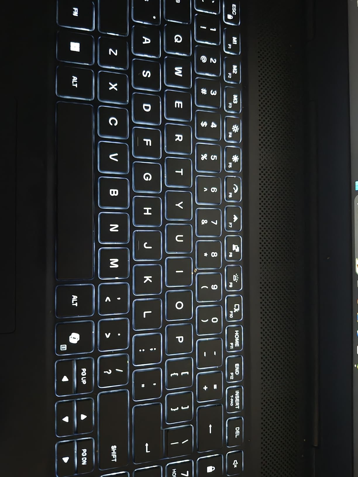 Alienware 16 Aurora customer photo 1