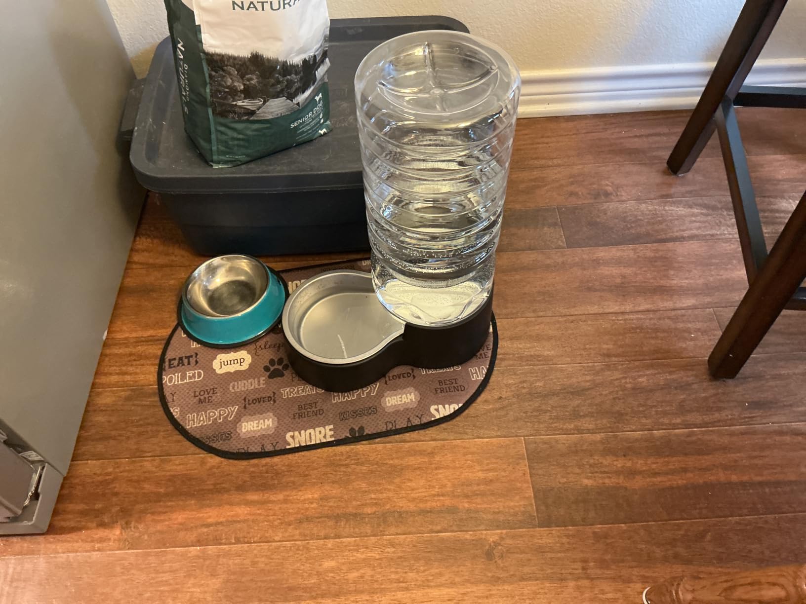 Heouvo 2.5 Gal Gravity Dog Water Dispenser, Wide-Mouth, No Filter, Black customer photo 1