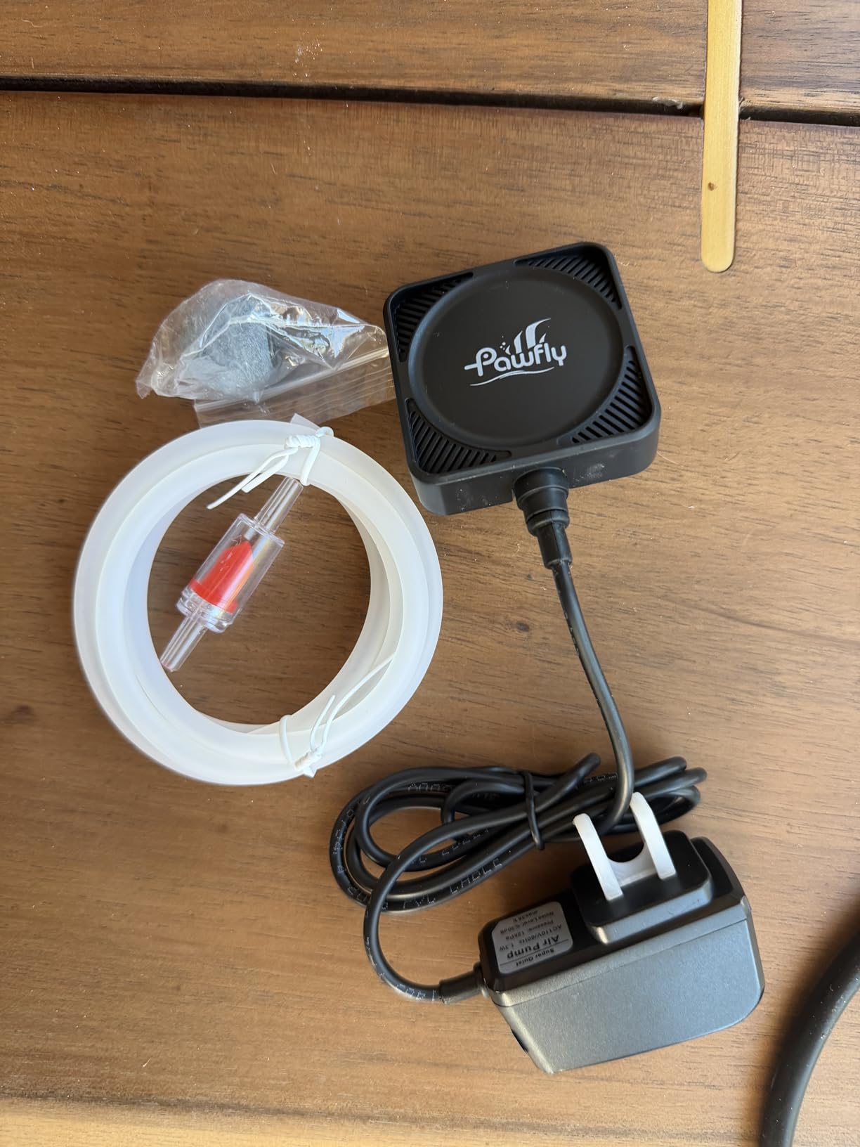Pawfly Nano Silent Aquarium Air Pump, Mini Bubbler with Accessories, 1.3 W Portable Oxygen Aerator for 1-15 Gallon Fish Tanks, 450 mL/min customer photo 2