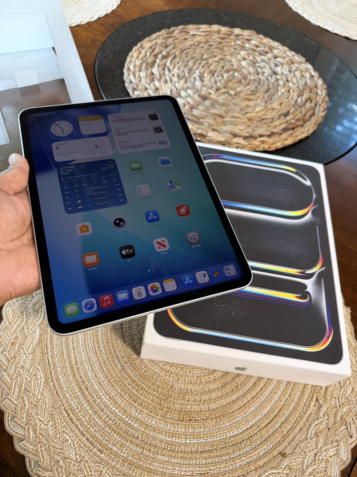 Apple iPad Pro 11-inch (M5): Ultra Retina XDR Display, 256GB, Landscape 12MP Front Camera/12MP Back Camera, LiDAR Scanner, Wi-Fi 7 with Apple N1, Face ID, All-Day Battery Life — Space Black customer photo 2