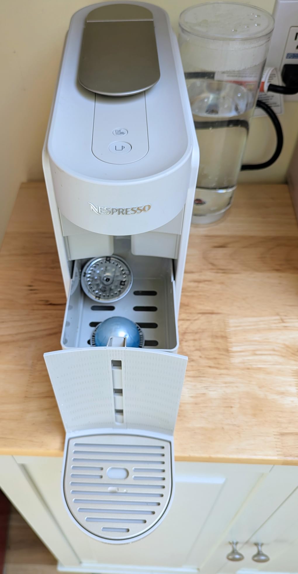 Nespresso Vertuo Up Coffee & Espresso Maker by De'Longhi, Grey customer photo 1